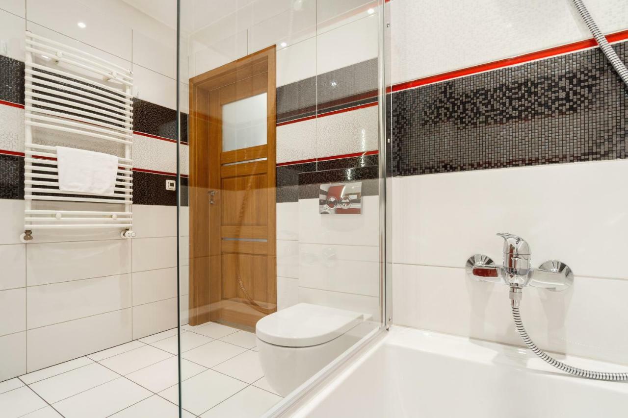 Masarska Free Parking By Renters *